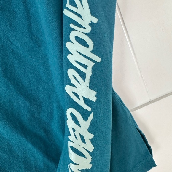 Under Armour Teal Crew Neck Shirt - Picture 4 of 6